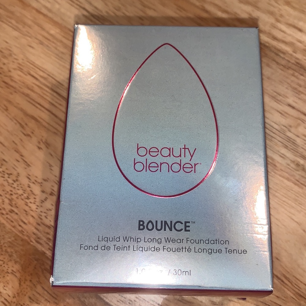 SOLD!!!!! NWT Beauty Blender Foundation Shade 1.30